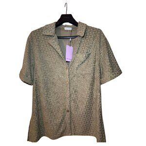 NWT Avec Les Filles Size M Textured Terry Cloth Button Up Shirt Olive Summer